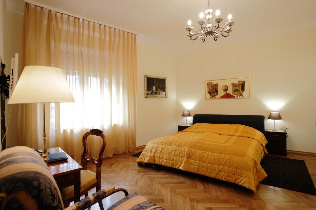 B&B Fotic Zagreb Kamer foto